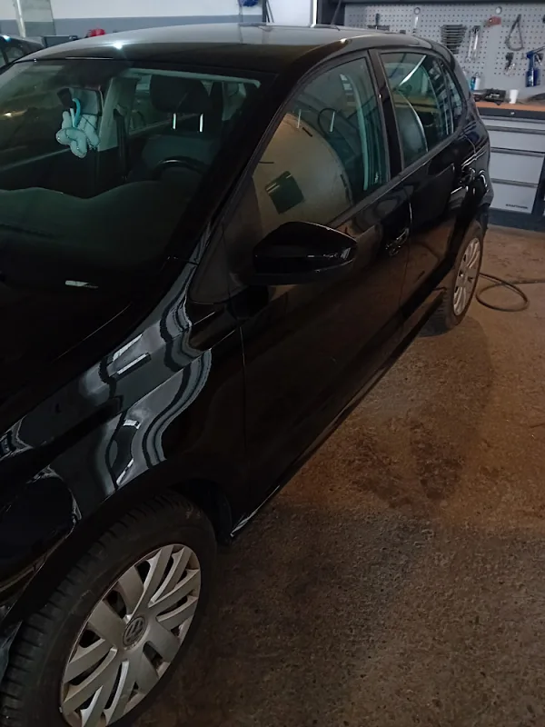 Volkswagen Polo — préparation et remise en peinture — photo 2